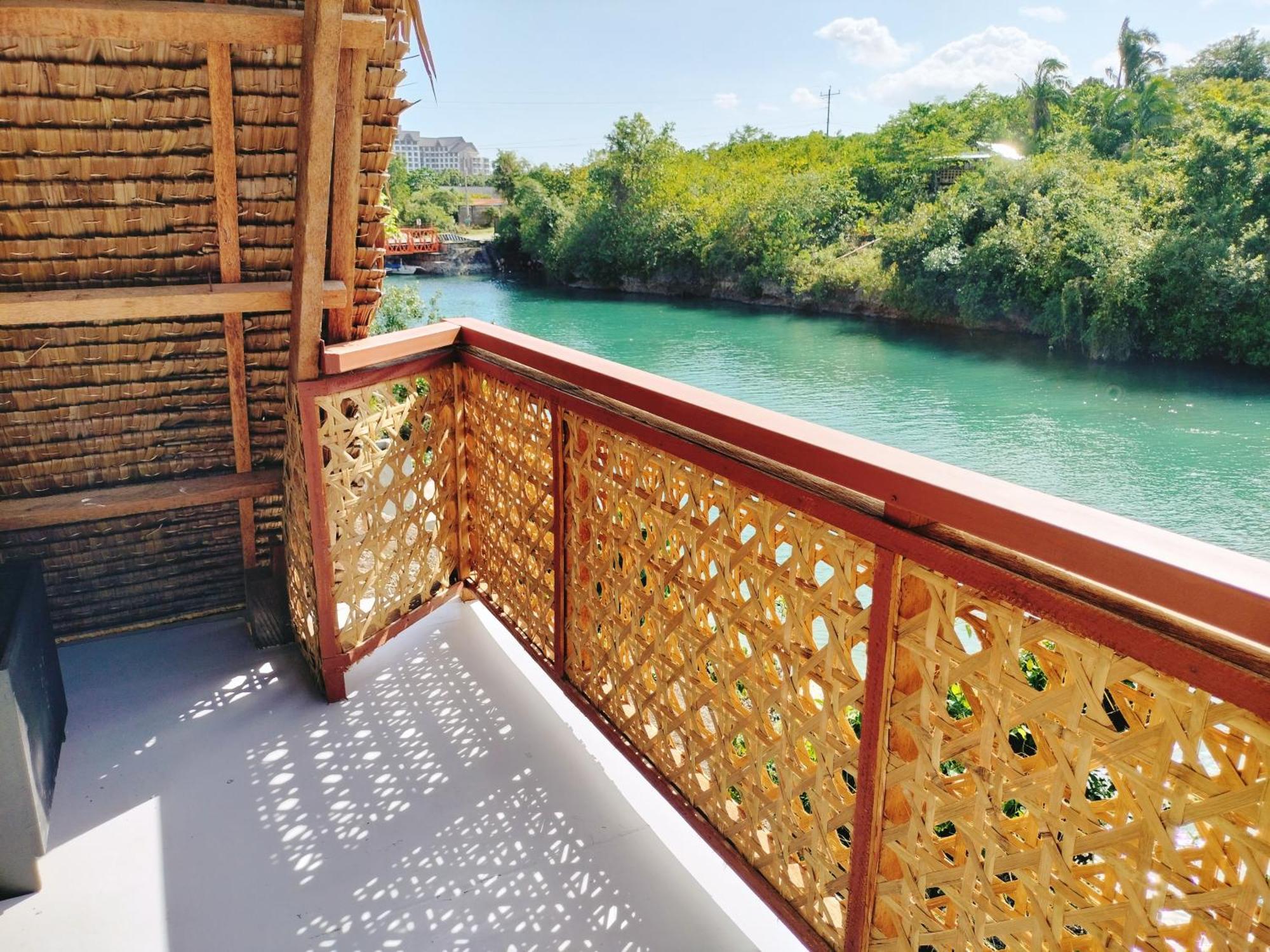 Riu Del Mar Hostel Dauis Ngoại thất bức ảnh