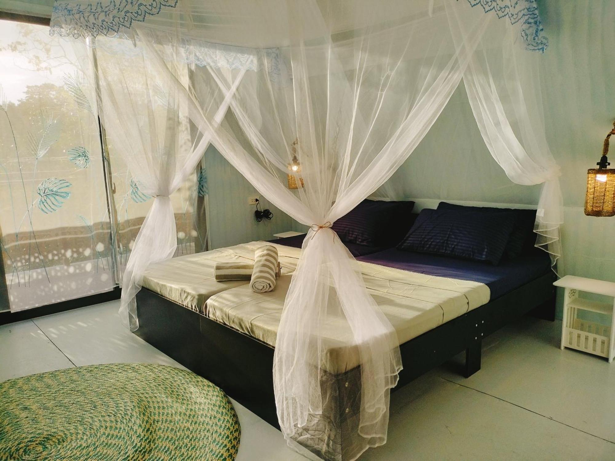 Riu Del Mar Hostel Dauis Ngoại thất bức ảnh