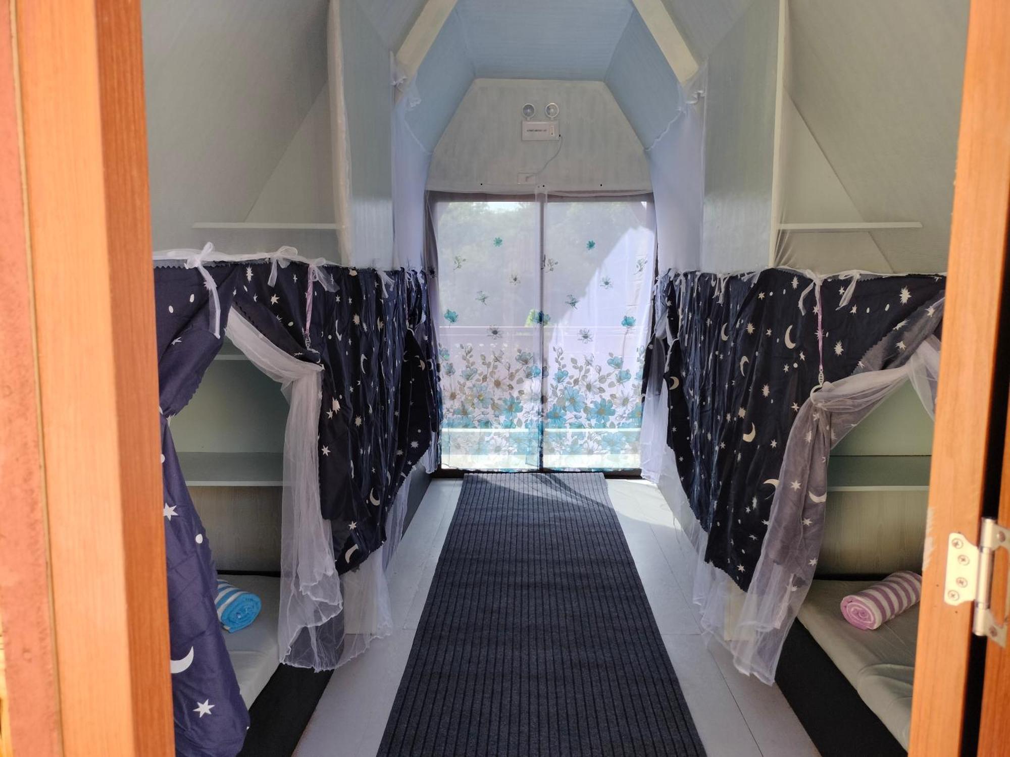 Riu Del Mar Hostel Dauis Ngoại thất bức ảnh