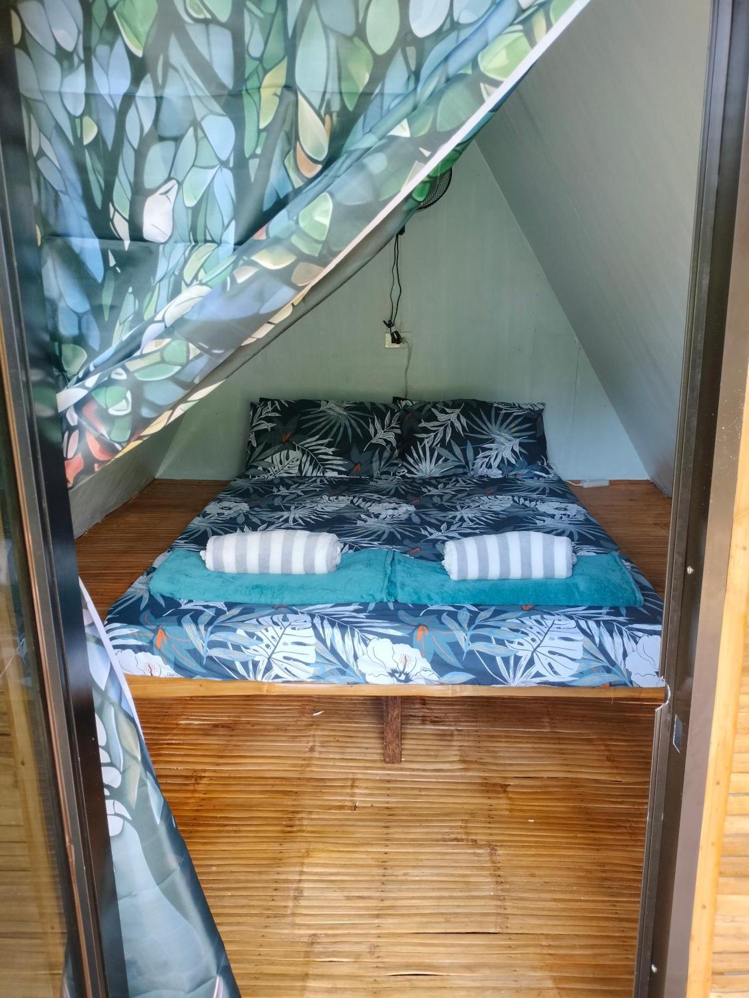 Riu Del Mar Hostel Dauis Ngoại thất bức ảnh
