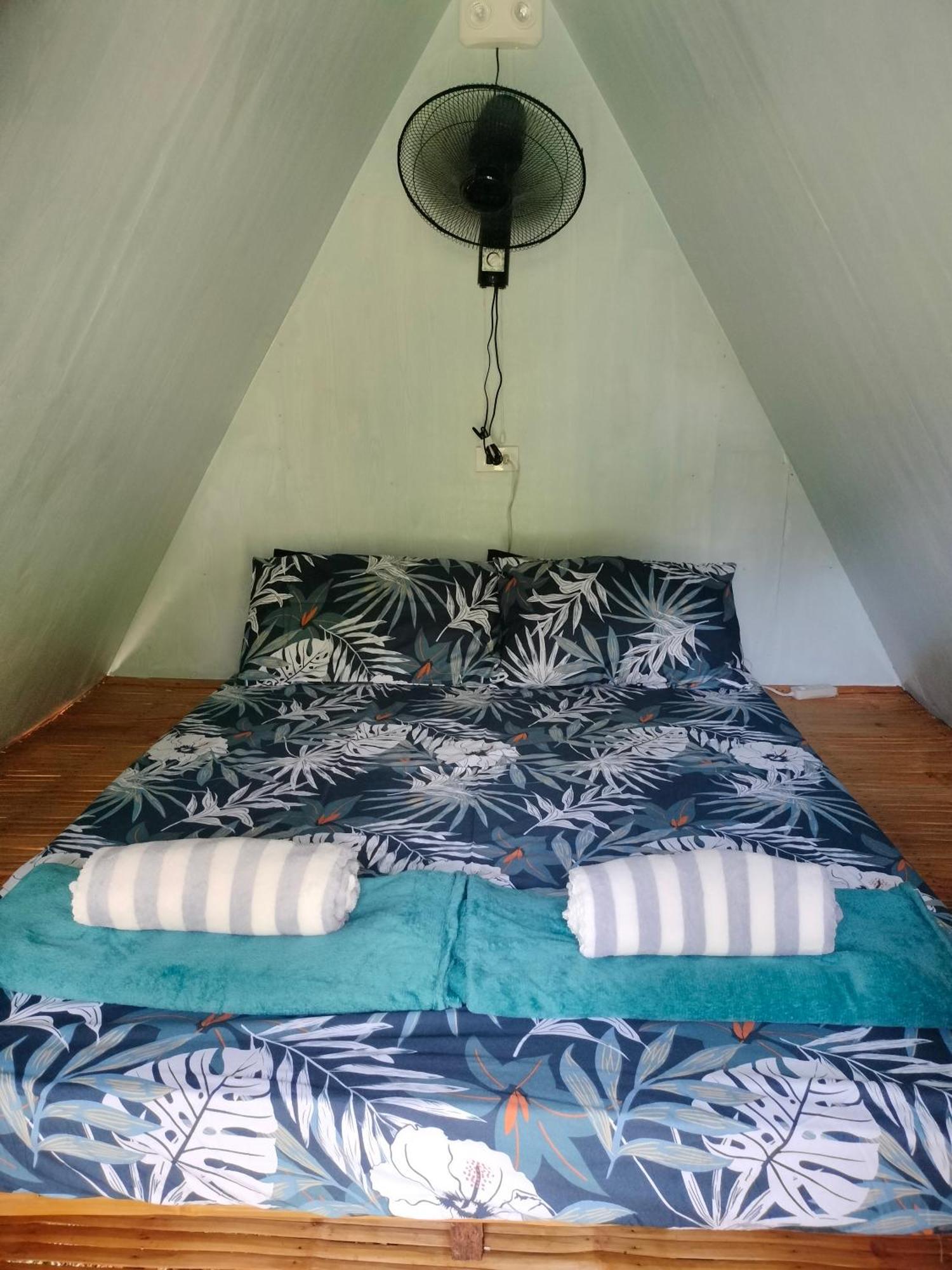 Riu Del Mar Hostel Dauis Ngoại thất bức ảnh